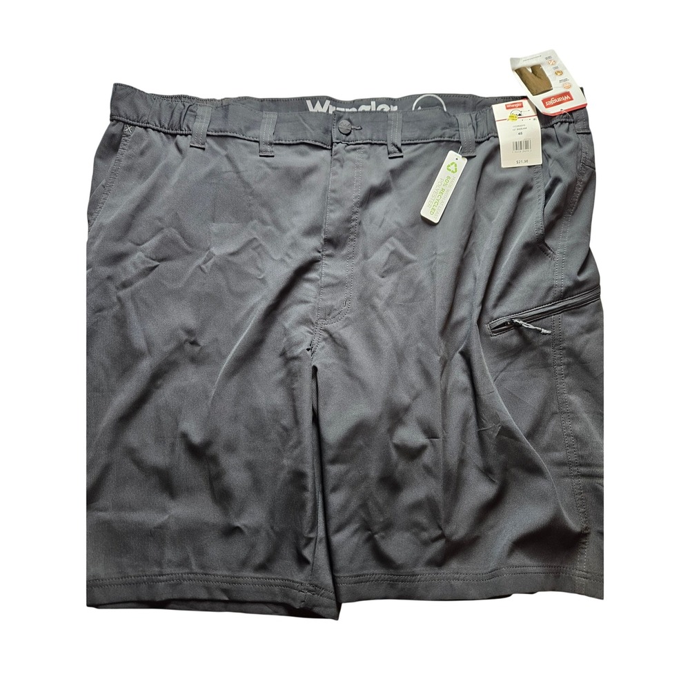 Wrangler ATG Mens Performance Shorts Gray Size 48 10 Inseam 112353372 NWT